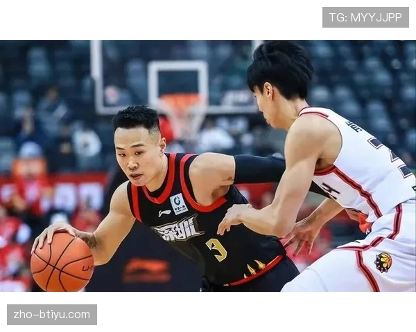 贺希宁高效砍下31分 深圳本土核心攻防一体展现全面能力网页